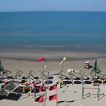 Elba 3*